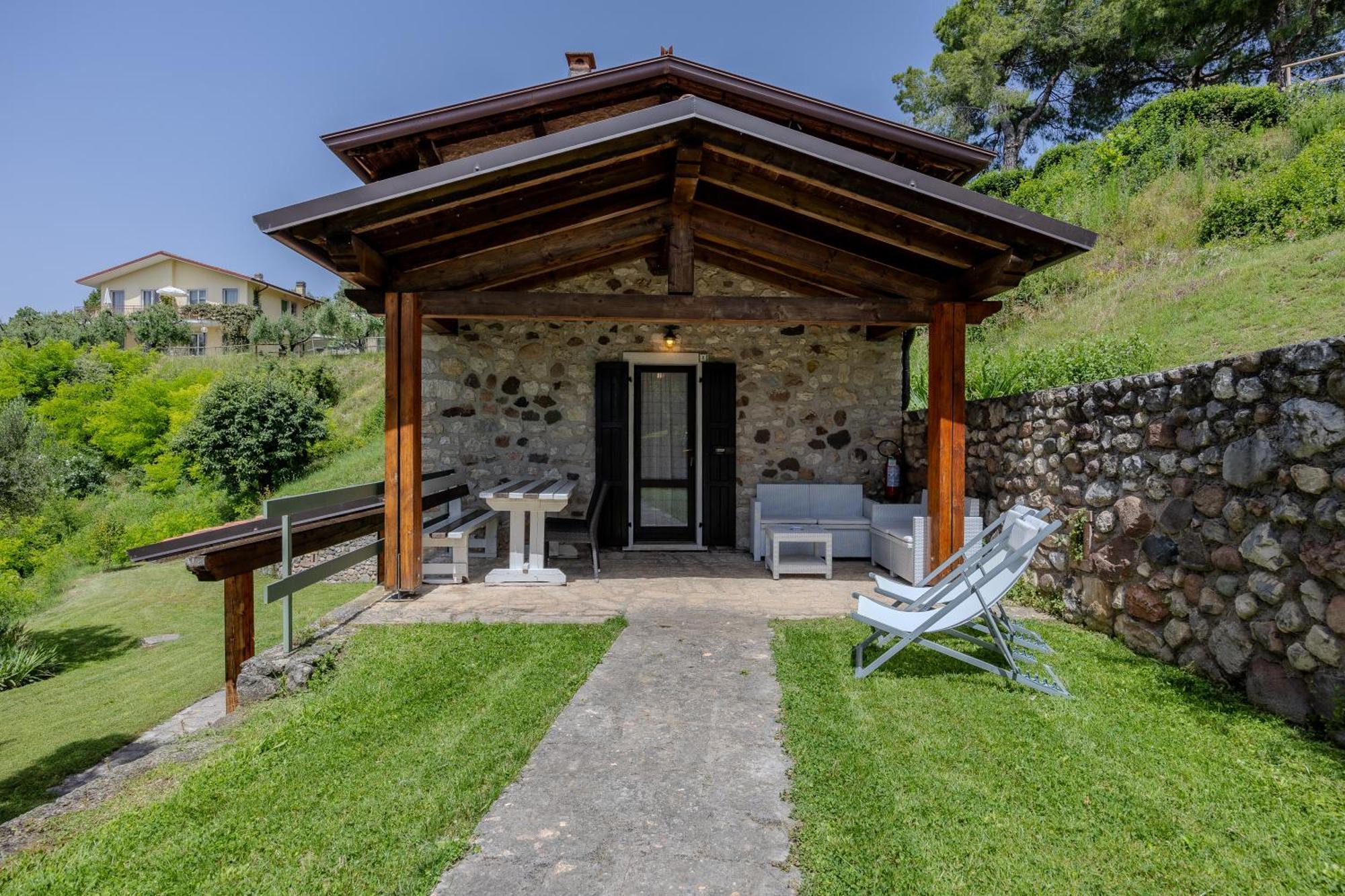 Residence San Michele Costermano Exterior photo